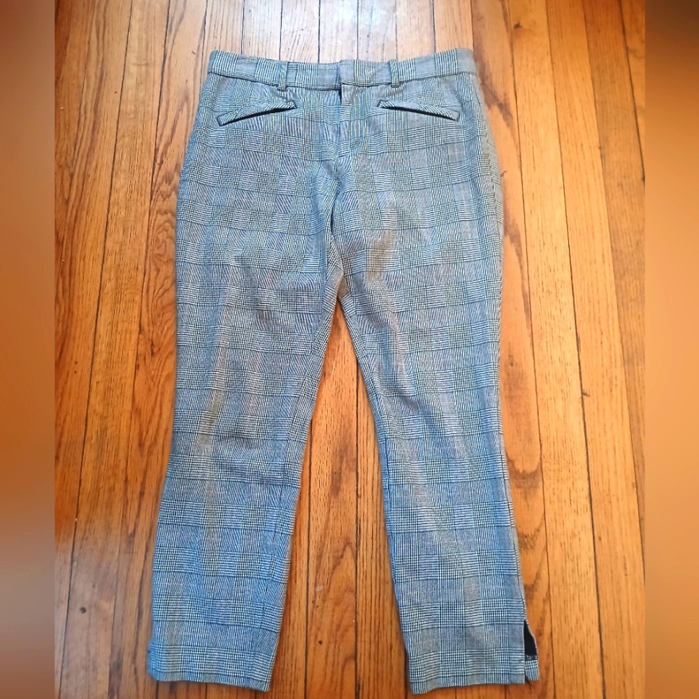 Gap Signature Skinny Ankle - Women's Black/Pink/White Plaid Casual Pants. Size 6